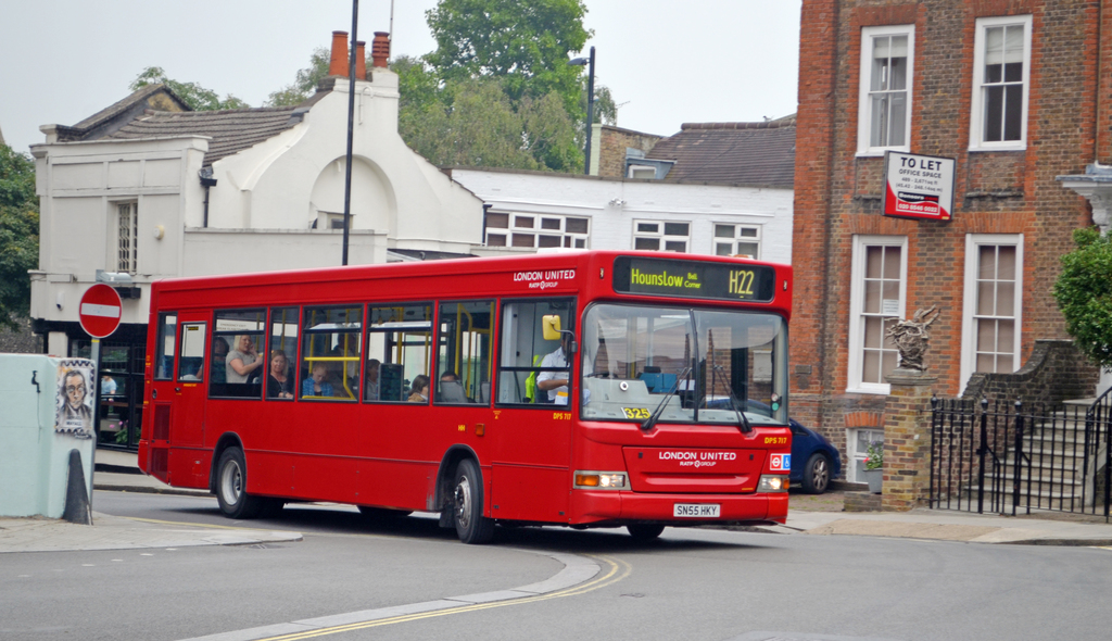 Stop The Buses To Win Rs21