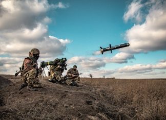 Ukrainian soldiers train with javelin missile systems in Donbas. These are arms supplied to Ukraine by NATO.